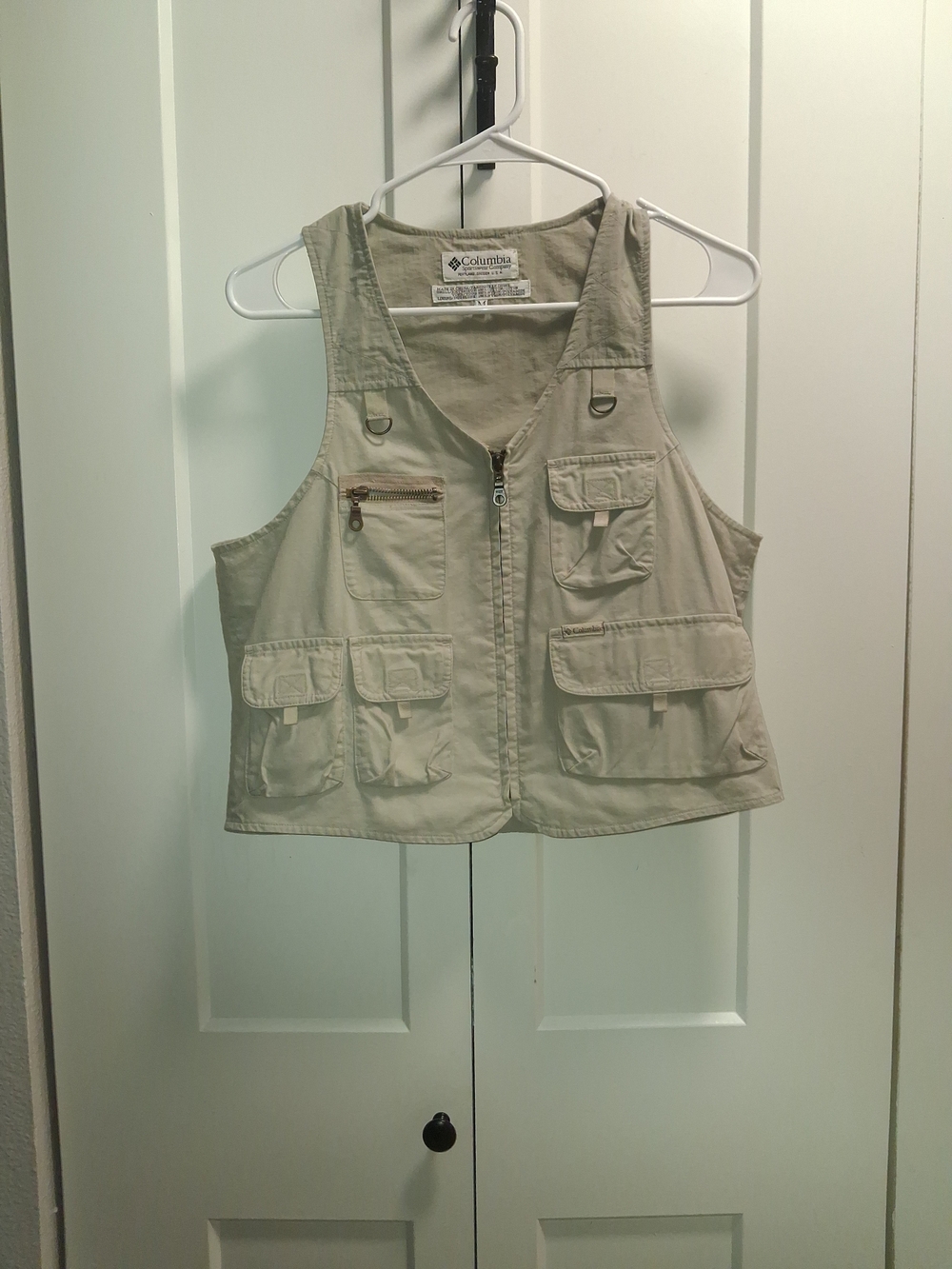 Columbia Khaki Utility Vest with Multiple Pockets